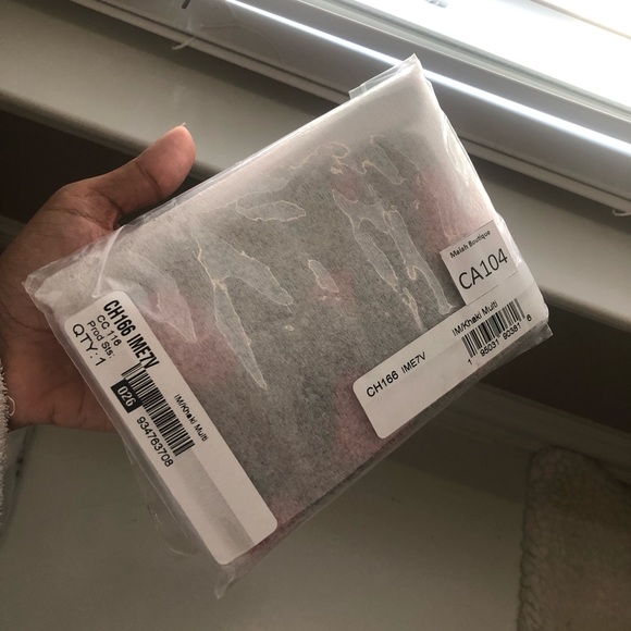 Coach Corner Zip Wristlet In Signature Canvas With Wild Strawberry Print - Picture 6 of 7